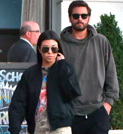 HAKK I HÆL: Scott og Kourtney blir ofte sett sammen, men da holder Kourney seg gjerne på god avstand fra eksen. Foto: NTB Scanpix HAKK I HÆL: Scott og Kourtney blir ofte sett sammen, men da holder Kourney seg gjerne på god avstand fra eksen. Foto: NTB Scanpix